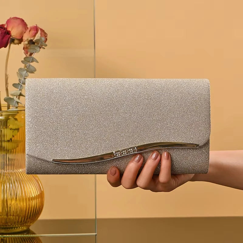 Female Fashionable  Pleated Evening Bag Diamond Wedding Clutch Purse with Long Chain Elegant Party Envelope Hangbag
