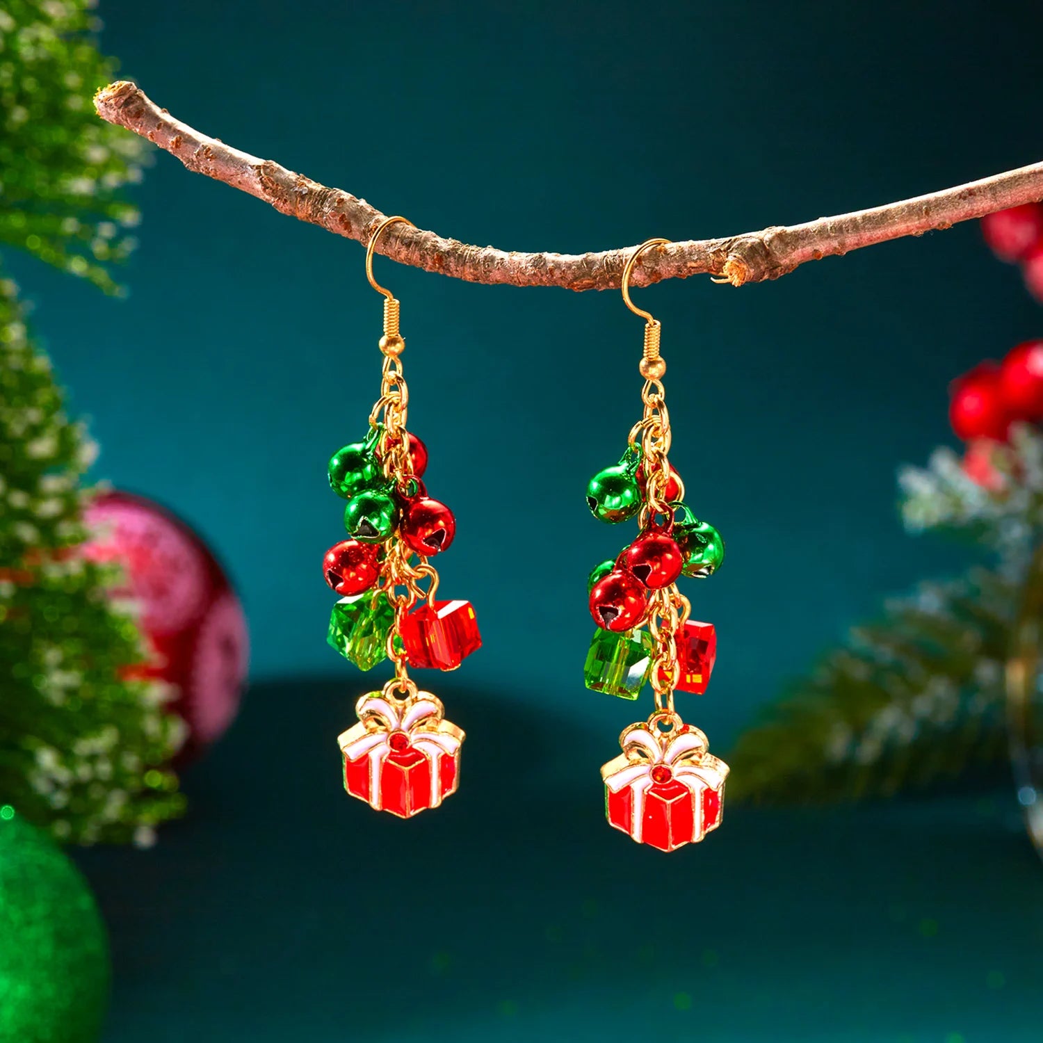 Trendy Christmas Asymmetrical Santa Claus Snowman Snowflake Dangle Earrings for Women Xmas Tree Earring Girls New Year Jewelry