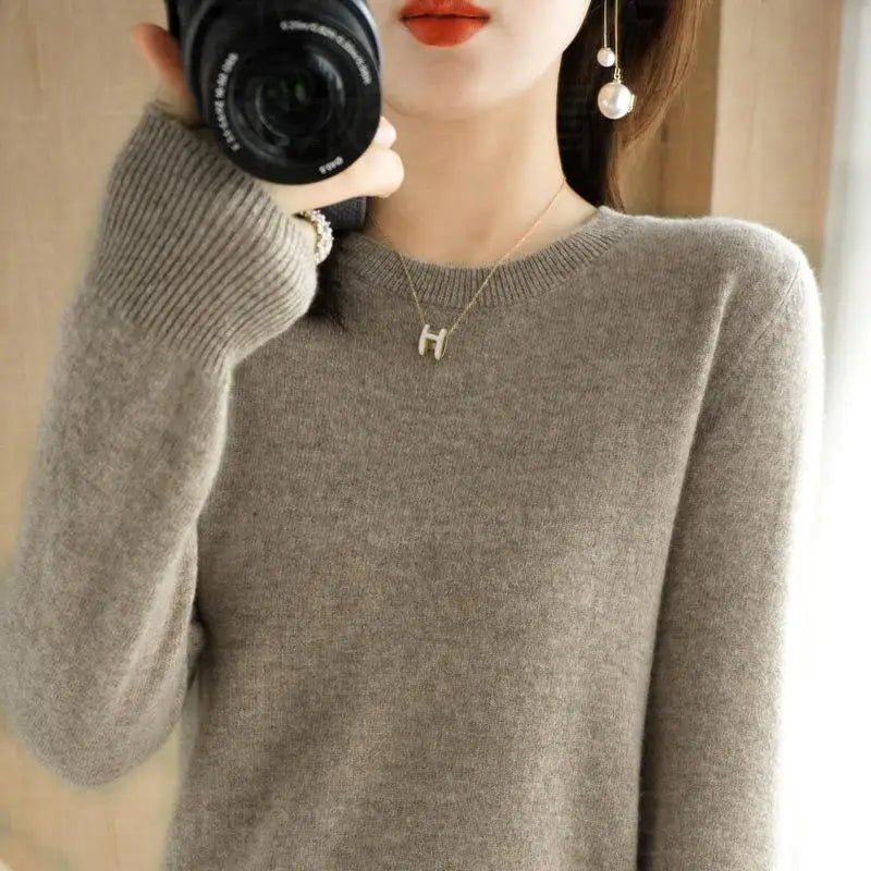 Autumn And Winter Thin Sweater Women's Round Neck Pullover Casual Knitted Top Women's Short Underlay Fashion 18 Colors
